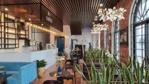 Read more about the article Báo giá trần nhôm nhà vệ sinh, xu hướng và yếu tố ảnh hưởng